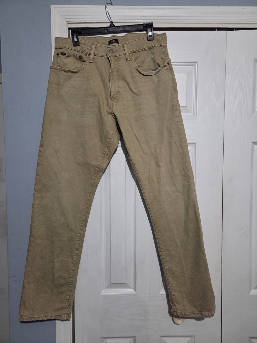 Polo Ralph Lauren  Tan Hampton Relaxed Straight Jeans. 34x 31 Actual Measurement